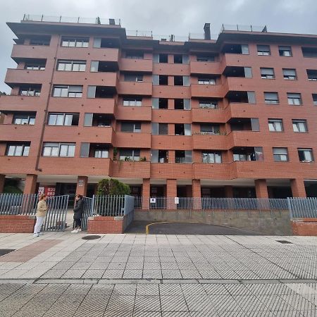 Piso Zona Hospital 6 Personas Daire Oviedo Dış mekan fotoğraf