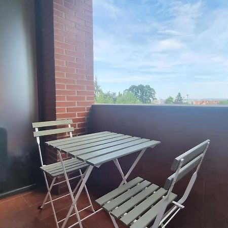 Piso Zona Hospital 6 Personas Daire Oviedo Dış mekan fotoğraf