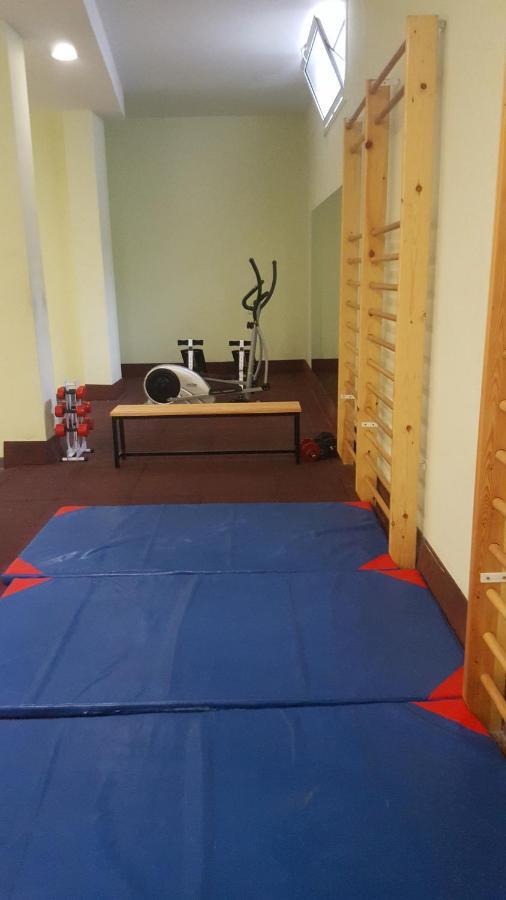 Piso Zona Hospital 6 Personas Daire Oviedo Dış mekan fotoğraf