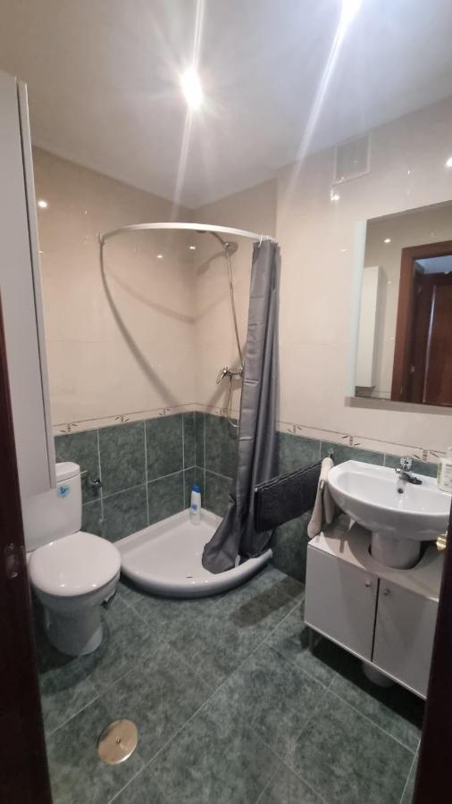 Piso Zona Hospital 6 Personas Daire Oviedo Dış mekan fotoğraf